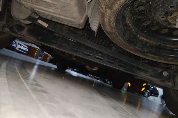 吉利汽车 嘉际 2019款 1.8TD 自动悦享型局部细节9009