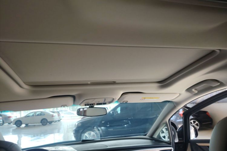 别克GL8 2018款 ES 28T 舒适型 国VI中控内饰22