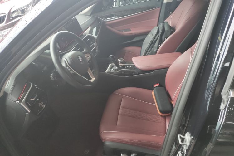 宝马5系 2022款 改款 525Li 豪华套装局部细节19