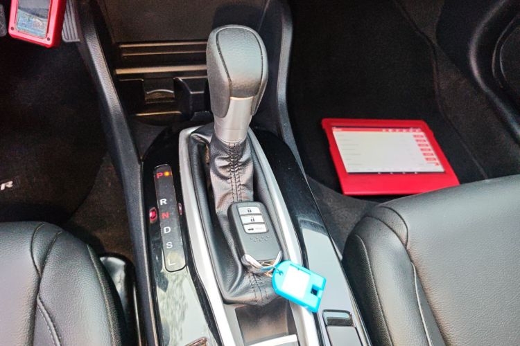 本田 凌派 2022款 180Turbo CVT豪华版中控内饰18