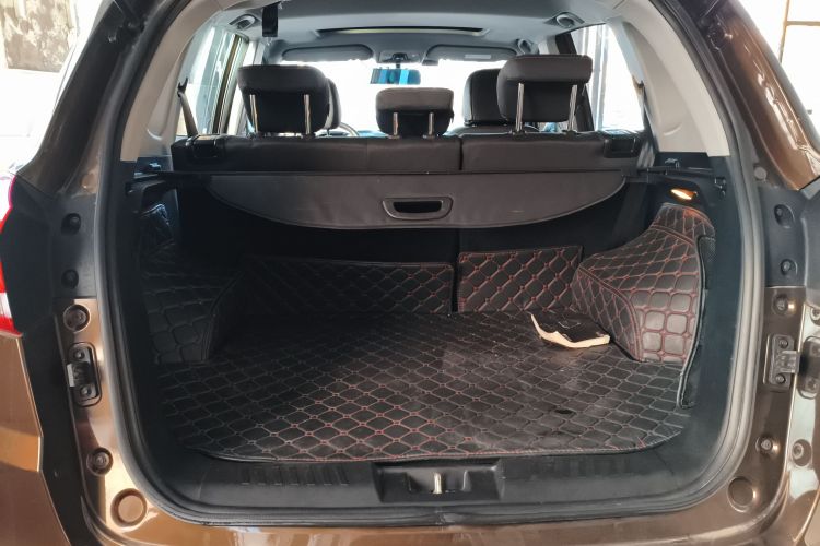 奇瑞 瑞虎5 2017款 1.5T 手动舒适版机舱底盘23