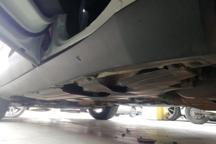 Jeep 自由侠 2017款 180T 自动高能版局部细节9002