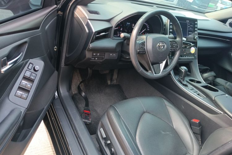 丰田 亚洲龙 2022款 2.0L 豪华版中控内饰20