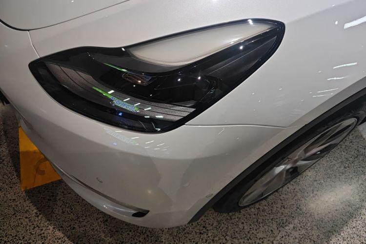 特斯拉 Model Y 2021款 长续航全轮驱动版局部细节36