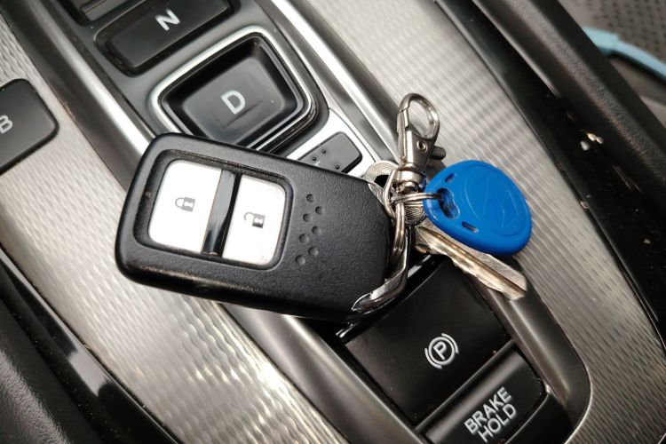 思铭 东风本田M-NV 2021款 尚逸版中控内饰11