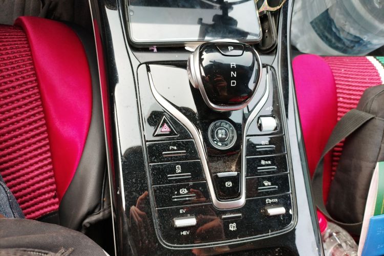 比亚迪 秦PLUS 2024款 荣耀版 DM-i 55KM领先型中控内饰18