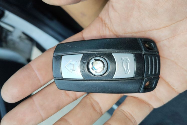 宝马X1 2014款 sDrive18i 时尚型中控内饰7001