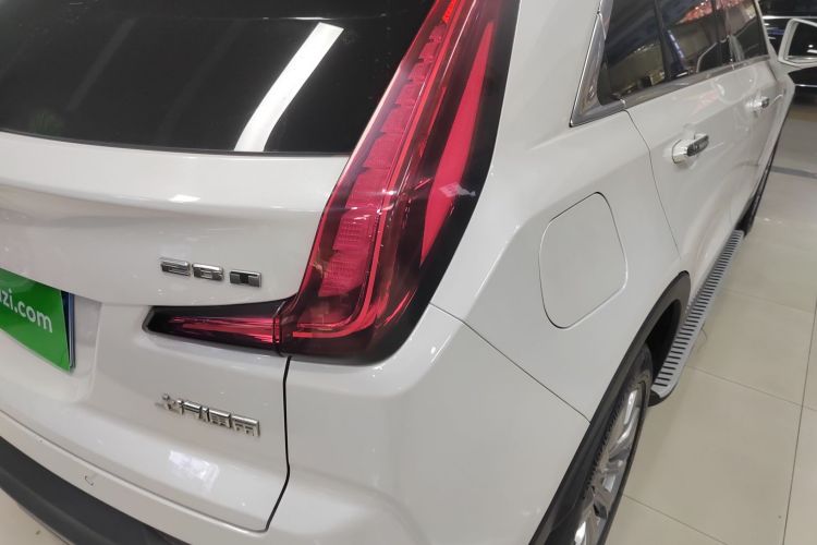 凯迪拉克XT4 2018款 28T 两驱领先型车身外观9