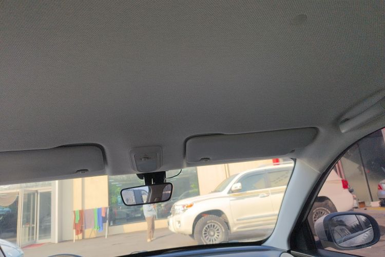 五菱汽车 五菱缤果 2023款 203km 轻享款局部细节22