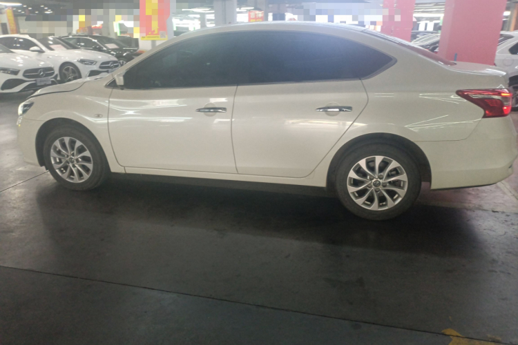 日产 轩逸 2022款 经典 1.6XE CVT舒适版车身外观6003