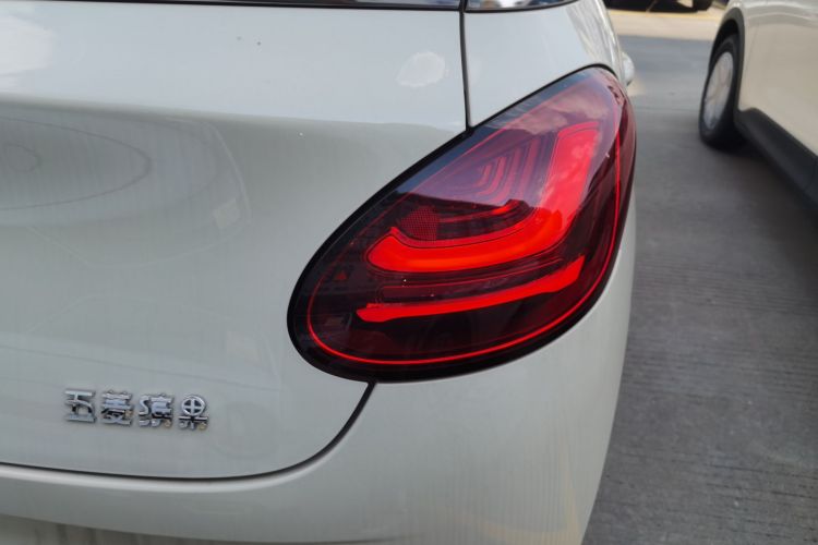 五菱汽车 五菱缤果 2025款 333km 灵犀互联款车身外观9