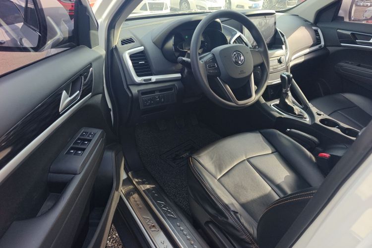 东风风神AX7 2016款 1.4T 手动智尚型中控内饰19