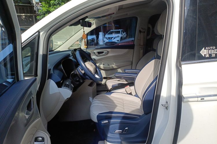 荣威iMAX8 2021款 400TGI Supreme系列至尊版局部细节19