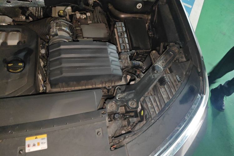 奥迪Q6 2023款 50 TFSI quattro 凌云版 edition one局部细节9007