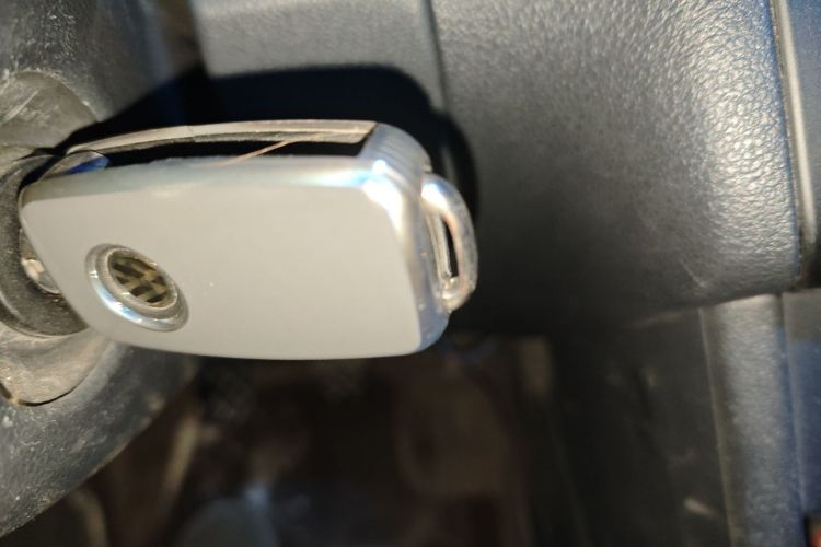 大众 Polo 2014款 1.4L 手动风尚版中控内饰11