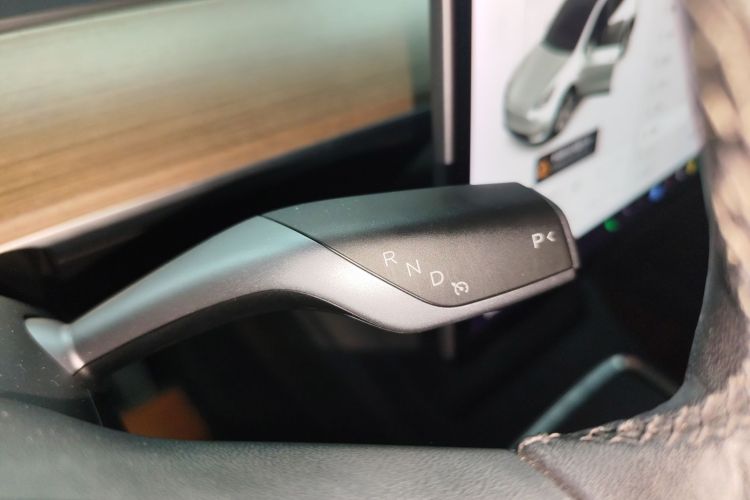 特斯拉 Model Y 2021款 长续航全轮驱动版局部细节18