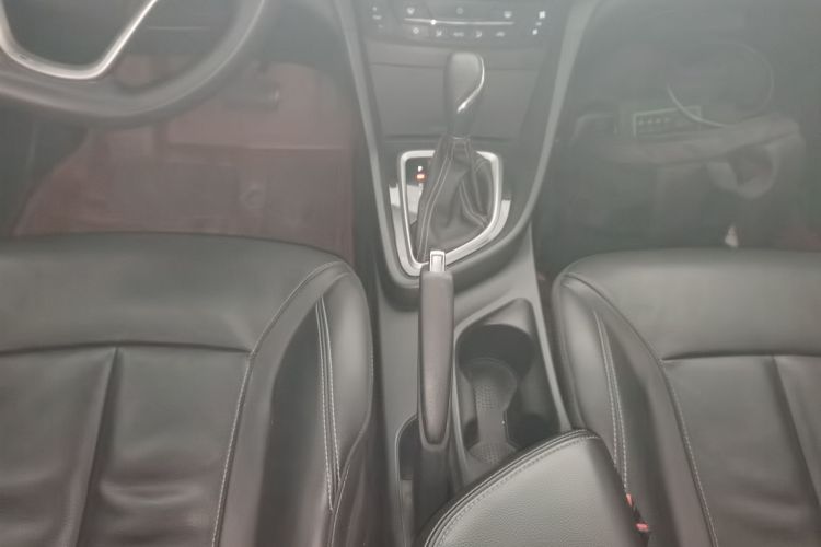 别克 英朗 2015款 15N 自动豪华型局部细节18