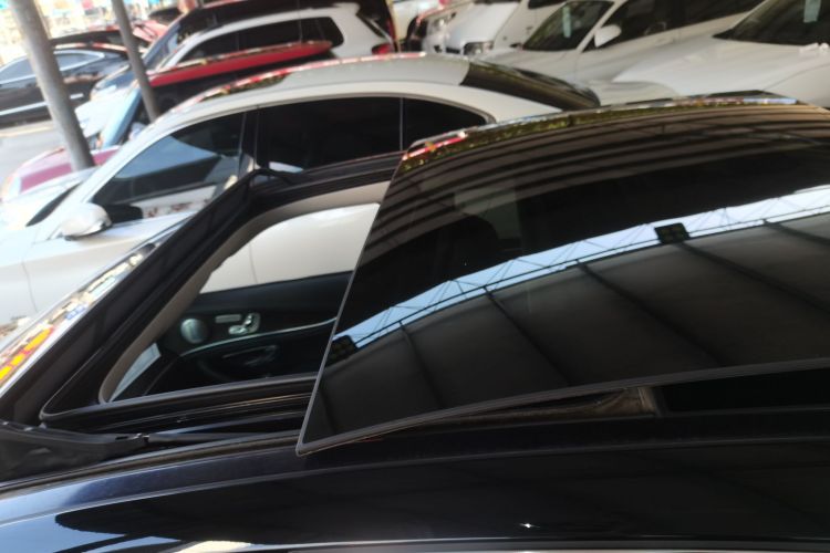 奔驰E级 2019款 改款 E 300 L 运动豪华型局部细节57