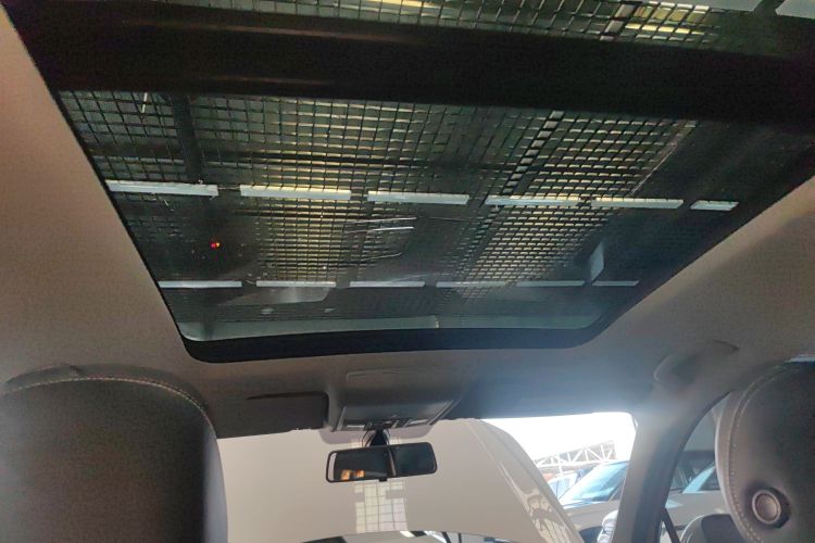 大众 途观L 2019款 330TSI 自动两驱全景舒适版 国VI中控内饰22