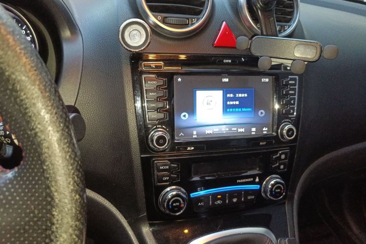 哈弗H6 2015款 升级版 1.5T 手动两驱精英型中控内饰16