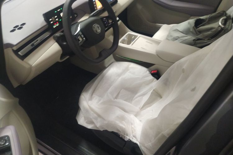 名爵 MG4 EV 2026款 437 随心版中控内饰19