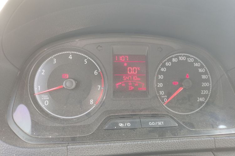 大众 捷达 2017款 1.4L 手动时尚型中控内饰15