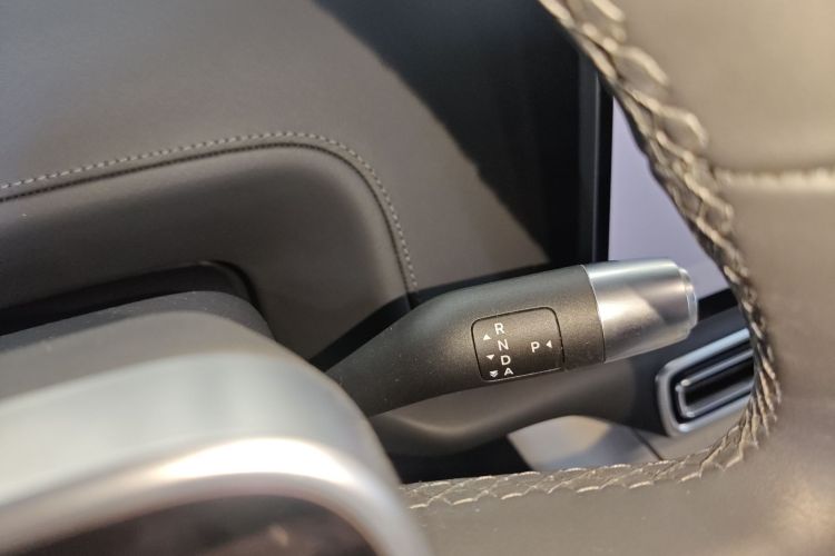 理想汽车 理想L7 2023款 Pro中控内饰18