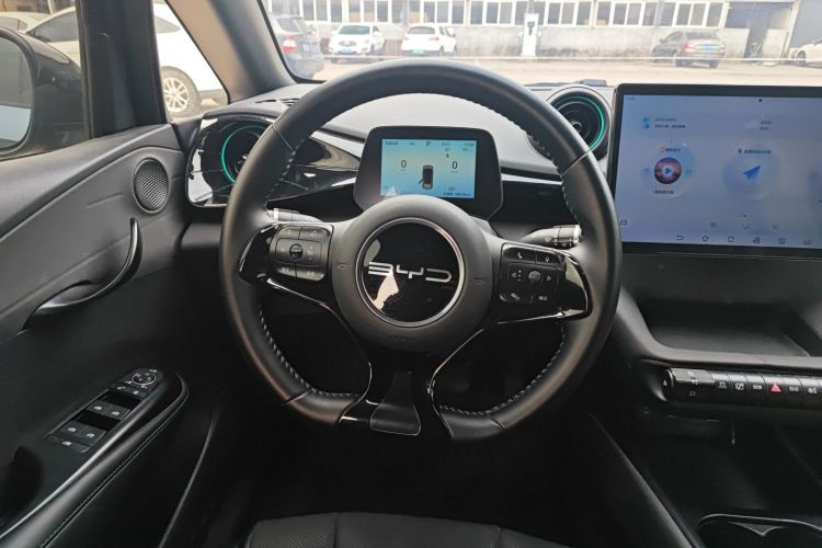 比亚迪 海豚 2024款 荣耀版 420km 时尚版中控内饰13