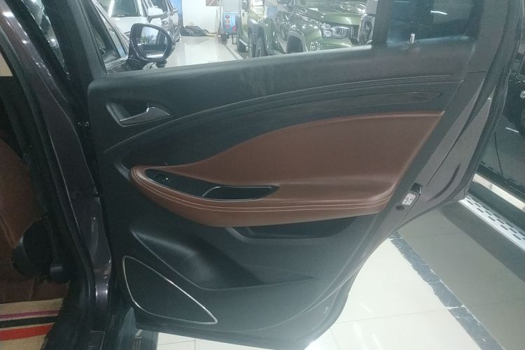 别克 昂科威 2017款 20T 两驱豪华型中控内饰7006