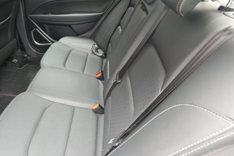 吉利汽车 帝豪 2021款 UP 1.5L CVT豪华型中控内饰21