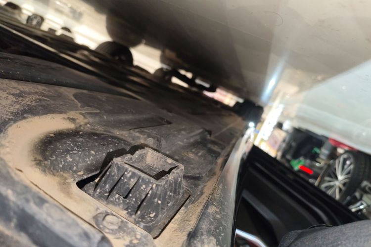 宝马3系 2024款 325Li M运动曜夜套装局部细节9002