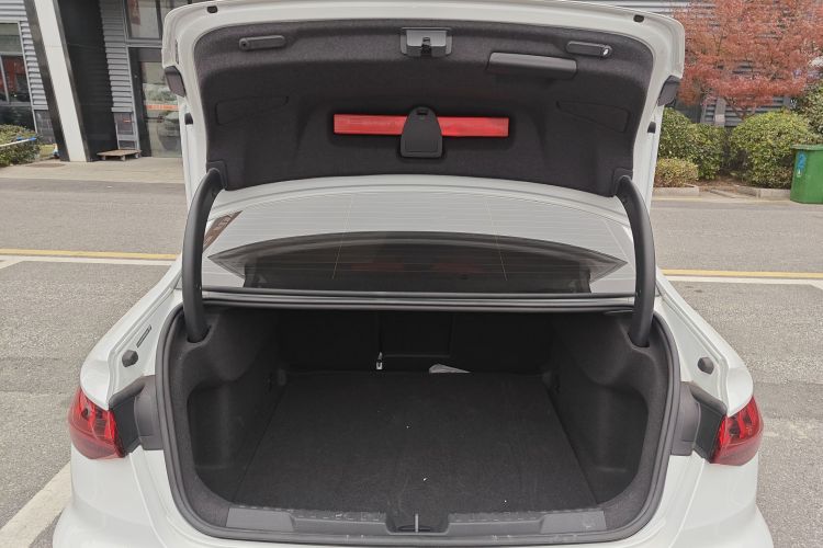 奥迪A3 2024款 A3L Limousine 35 TFSI 时尚运动型局部细节23