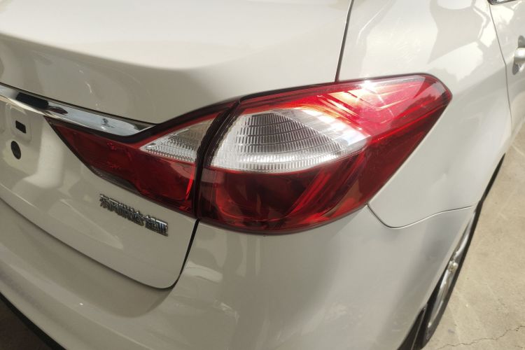 起亚K3 2016款 1.6L 自动GL车身外观6006