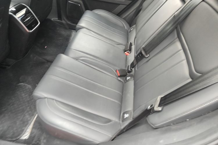 奇瑞 瑞虎7 C-DM 2025款 1.5T 120KM御中控内饰21