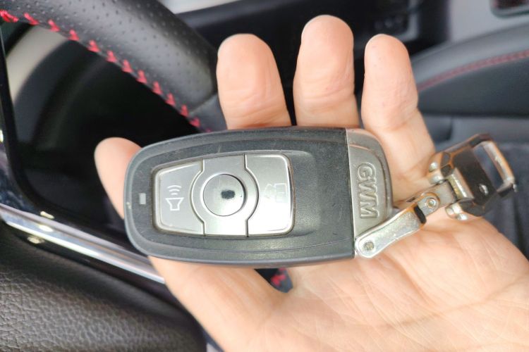 哈弗H6 2017款 红标 运动版 1.5T 自动两驱豪华型中控内饰11