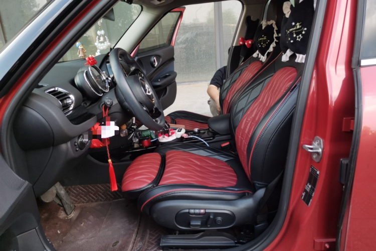 MINI Clubman 2019款 1.5T COOPER 鉴赏家局部细节19