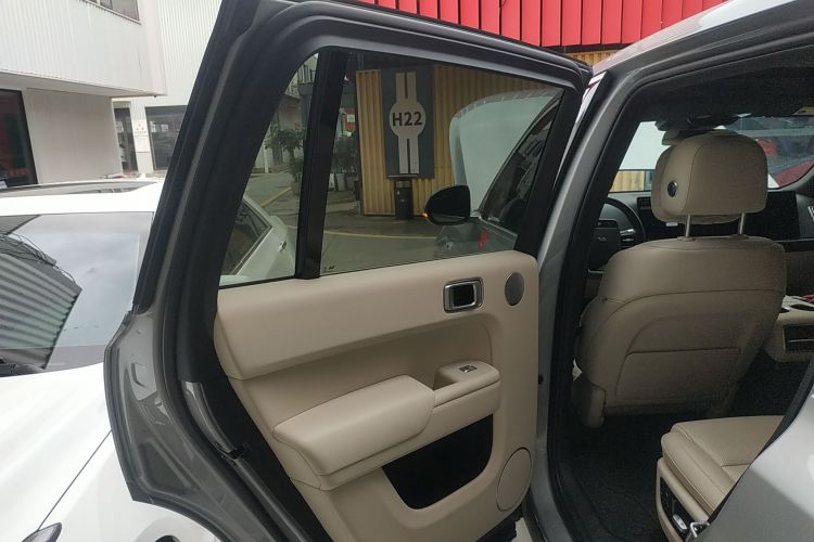 理想汽车 理想L9 2022款 Max中控内饰49