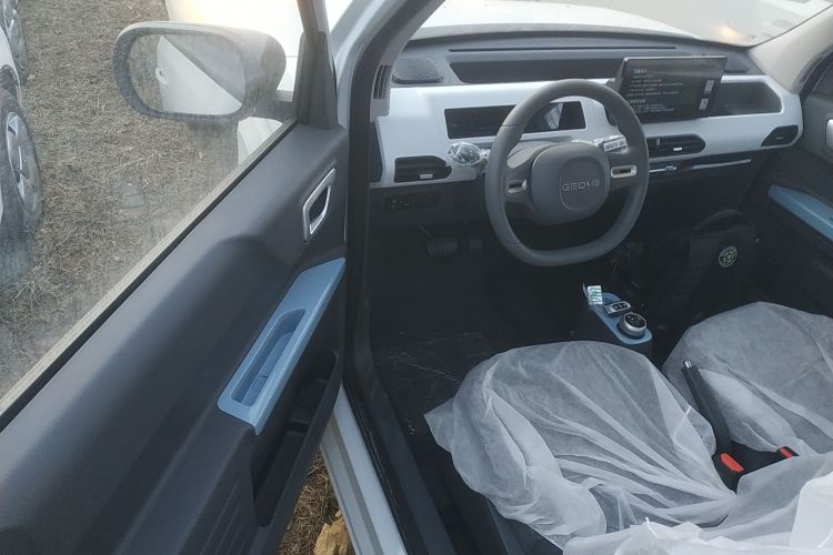 吉利银河 2024款 熊猫mini 200km 耐力熊中控内饰20