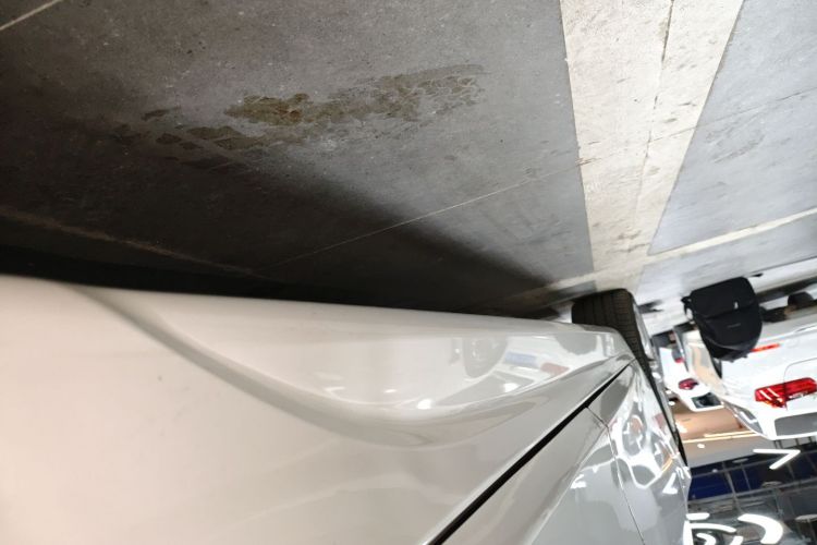 宝马3系 2019款 320Li M运动套装局部细节9002