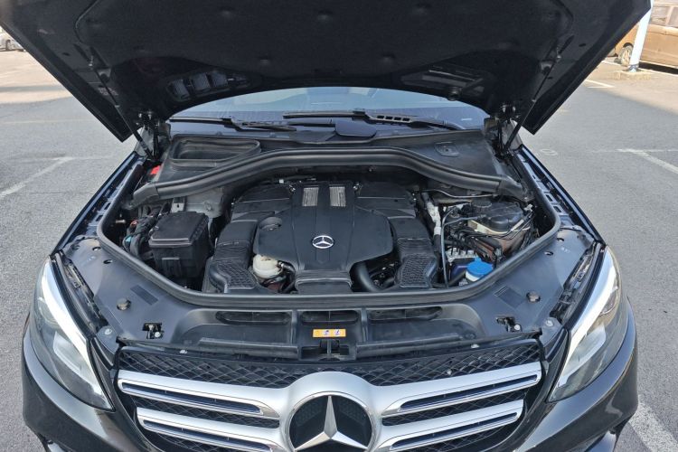 奔驰GLE 2017款 GLE 320 4MATIC 动感型机舱底盘24