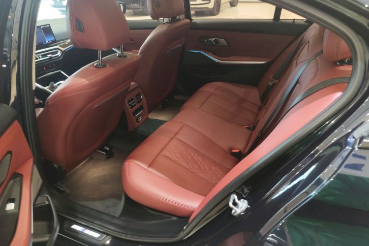 宝马3系 2024款 325Li M运动曜夜套装中控内饰7004