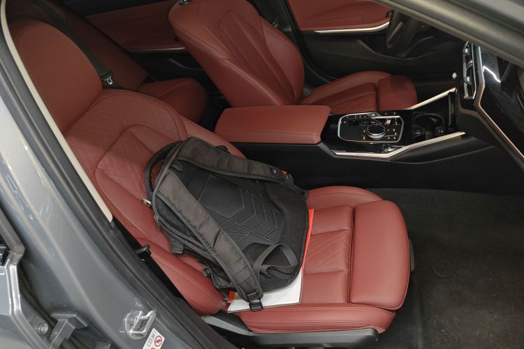 宝马i3 2022款 eDrive 35 L局部细节41