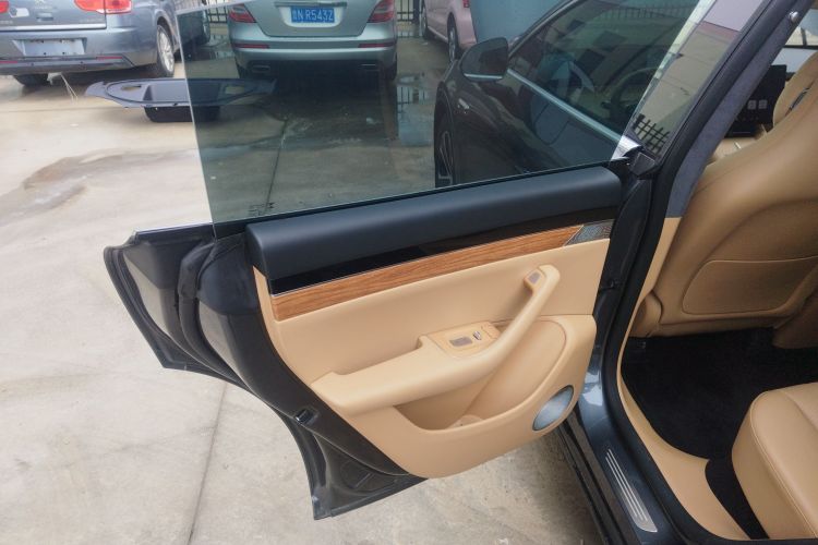 鸿蒙智行 智界R7 2024款 纯电 736km UItra中控内饰7008