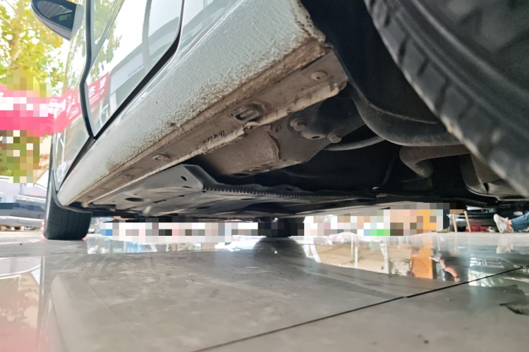 大众 高尔夫·嘉旅 2018款 230TSI 自动进取型局部细节9002