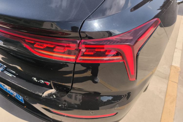 奔腾B70 2022款 第三代 1.5T 自动尊享型车身外观6006