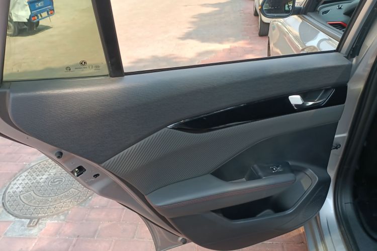 东风风神 奕炫 2021款 230T 自动荣耀版中控内饰49