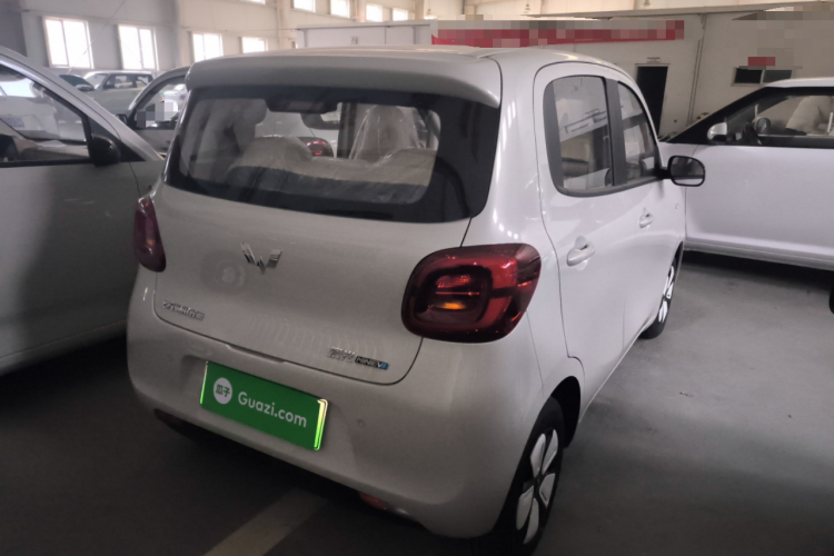 五菱汽车 宏光MINIEV 2025款 四门版 进阶款车身外观7