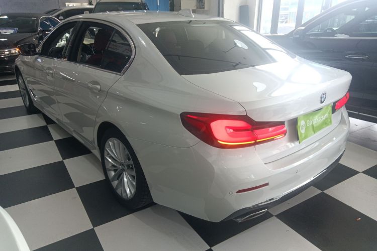 宝马5系 2021款 改款 525Li 豪华套装车身外观4