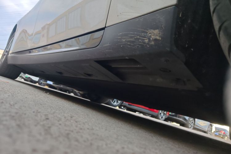 小鹏P7 2023款 P7i 702 Pro局部细节9001