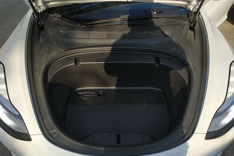 特斯拉 Model 3 2020款 改款 标准续航后驱升级版机舱底盘24